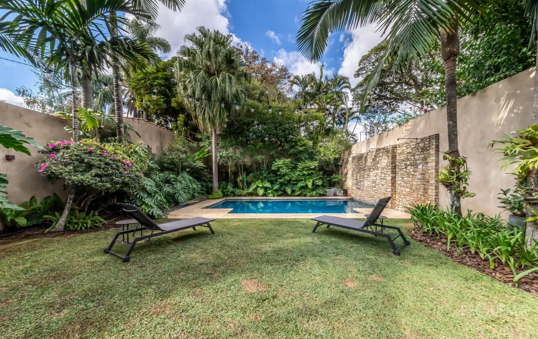 Casa mobiliada no Jardim América - Imagem 1