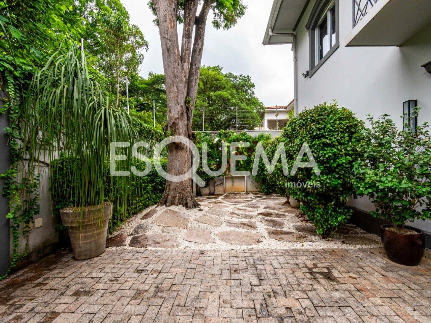 Casa reformada em região cobiçada - Imagem 10