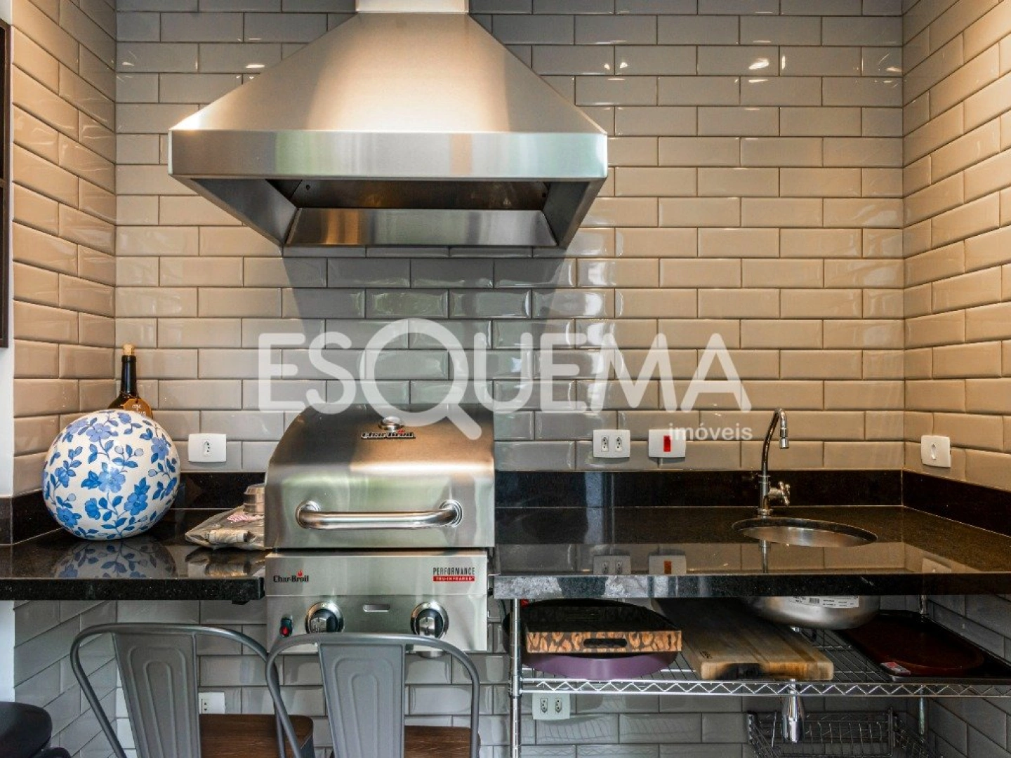Casa reformada em região cobiçada - Imagem 9