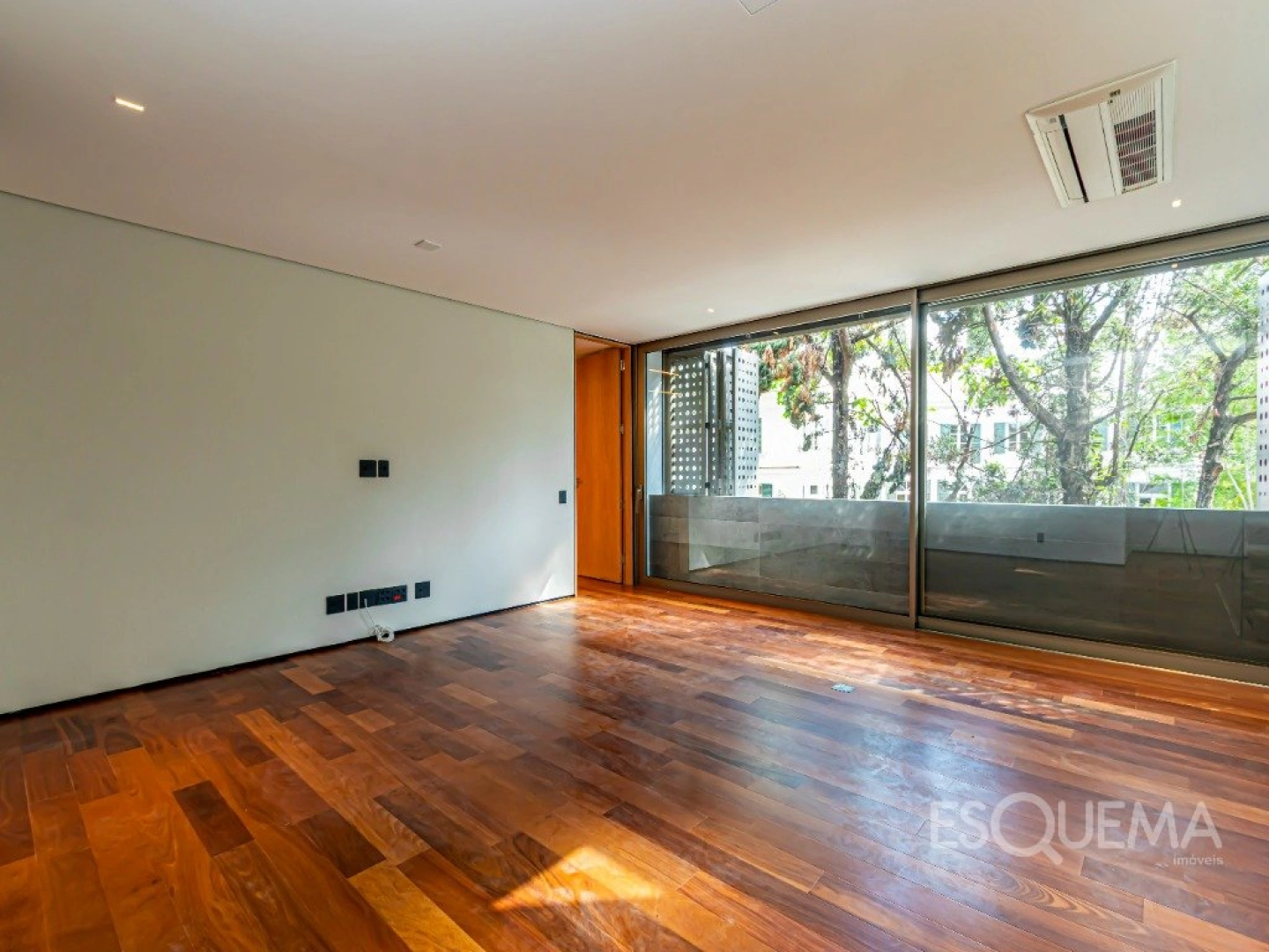Casa com projeto assinado no Jardim Europa - Imagem 10