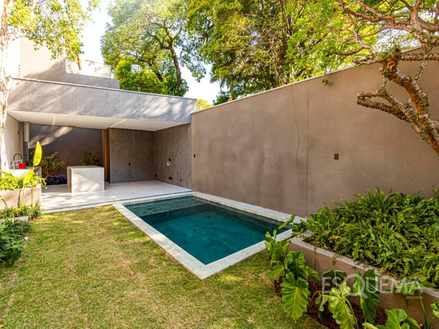Casa com projeto assinado no Jardim Europa - Imagem 4