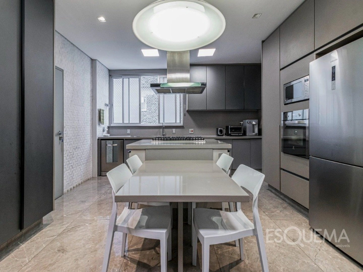 Apartamento bem localizado com 292 m² - Imagem 7