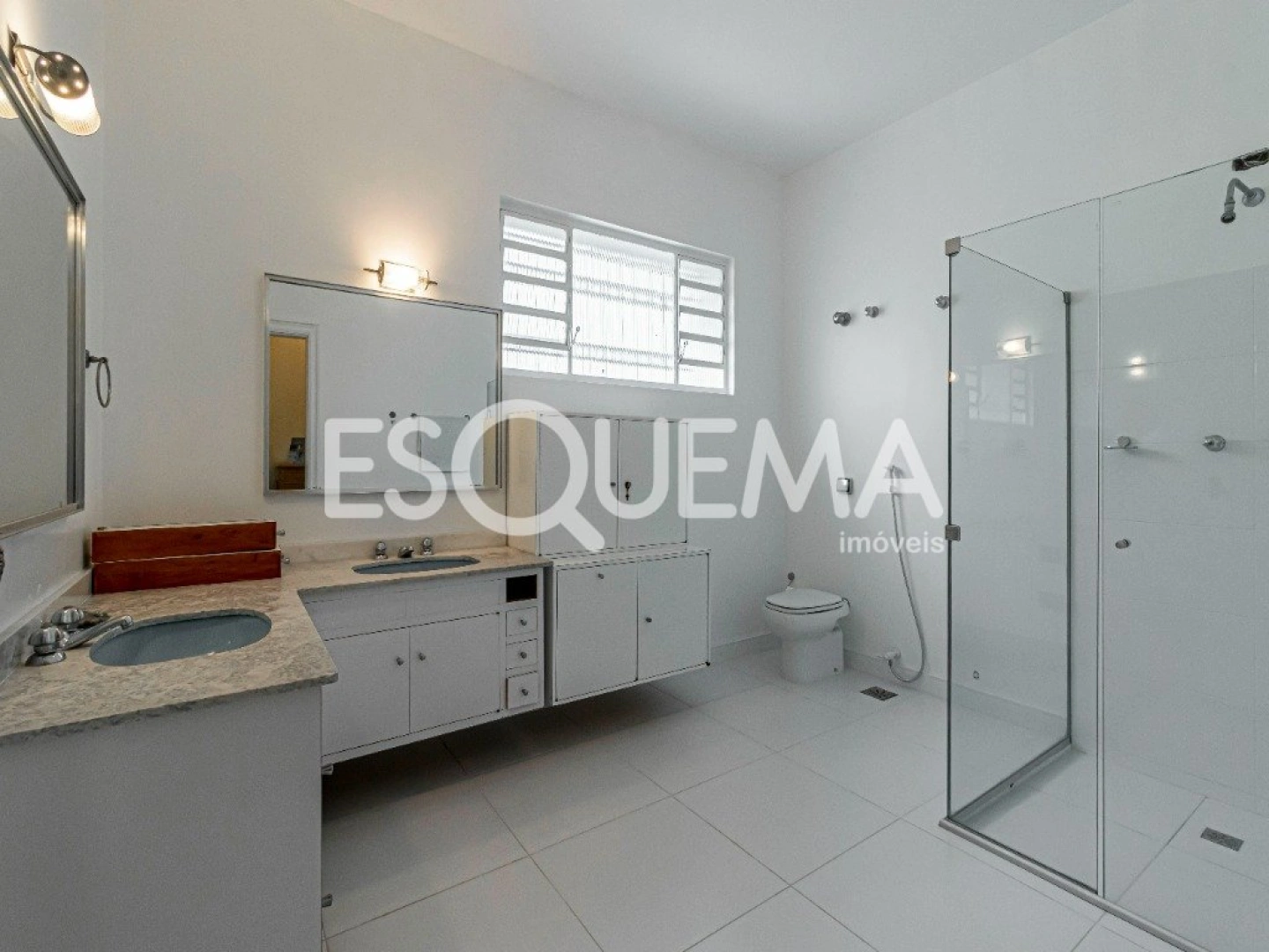Casa para modernização em excelente localização - Imagem 12