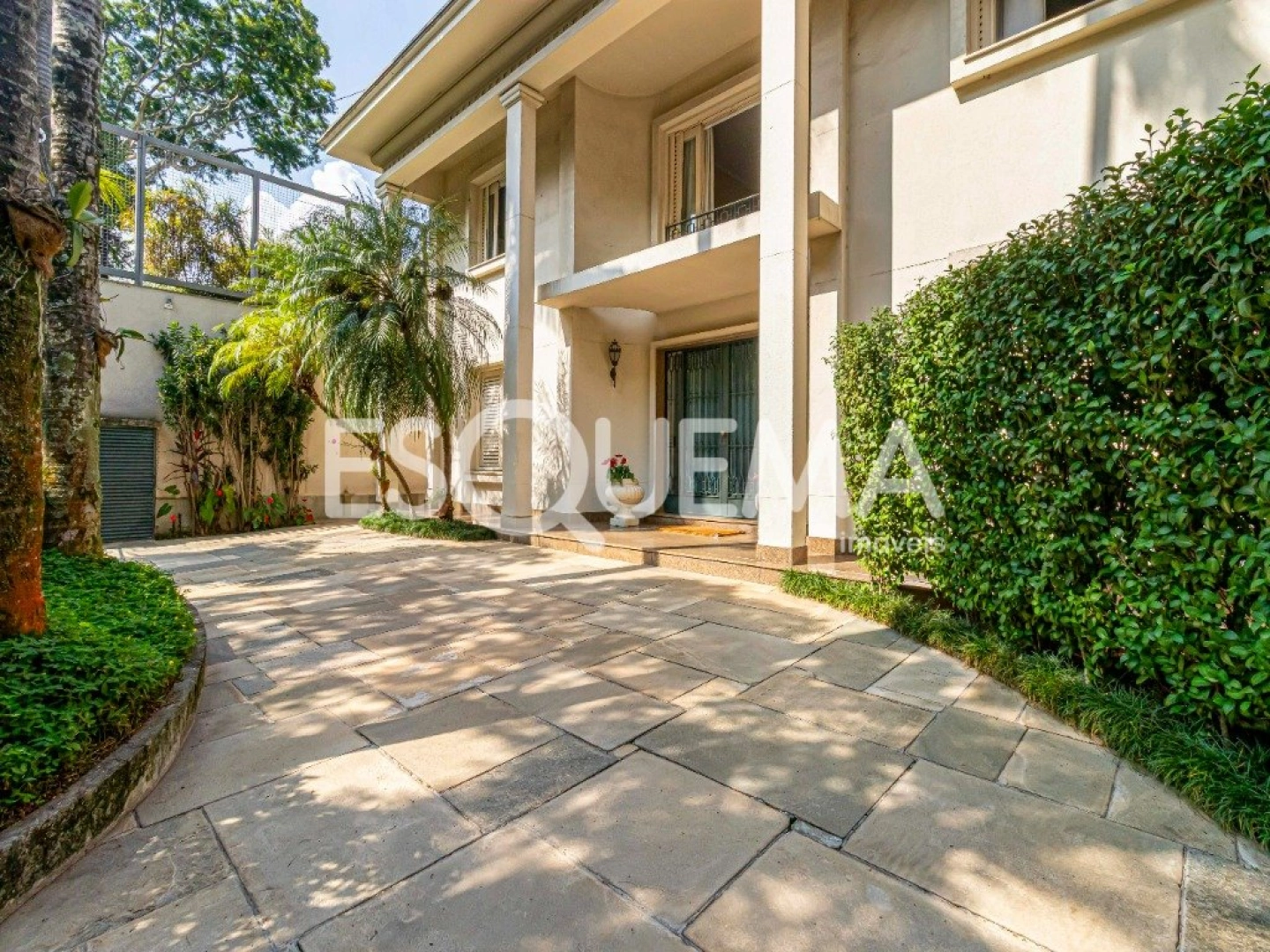Casa para modernização em excelente localização - Imagem 1