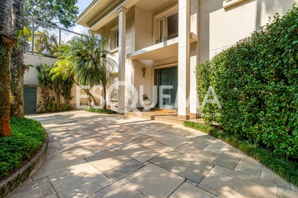 Casa para modernização em excelente localização