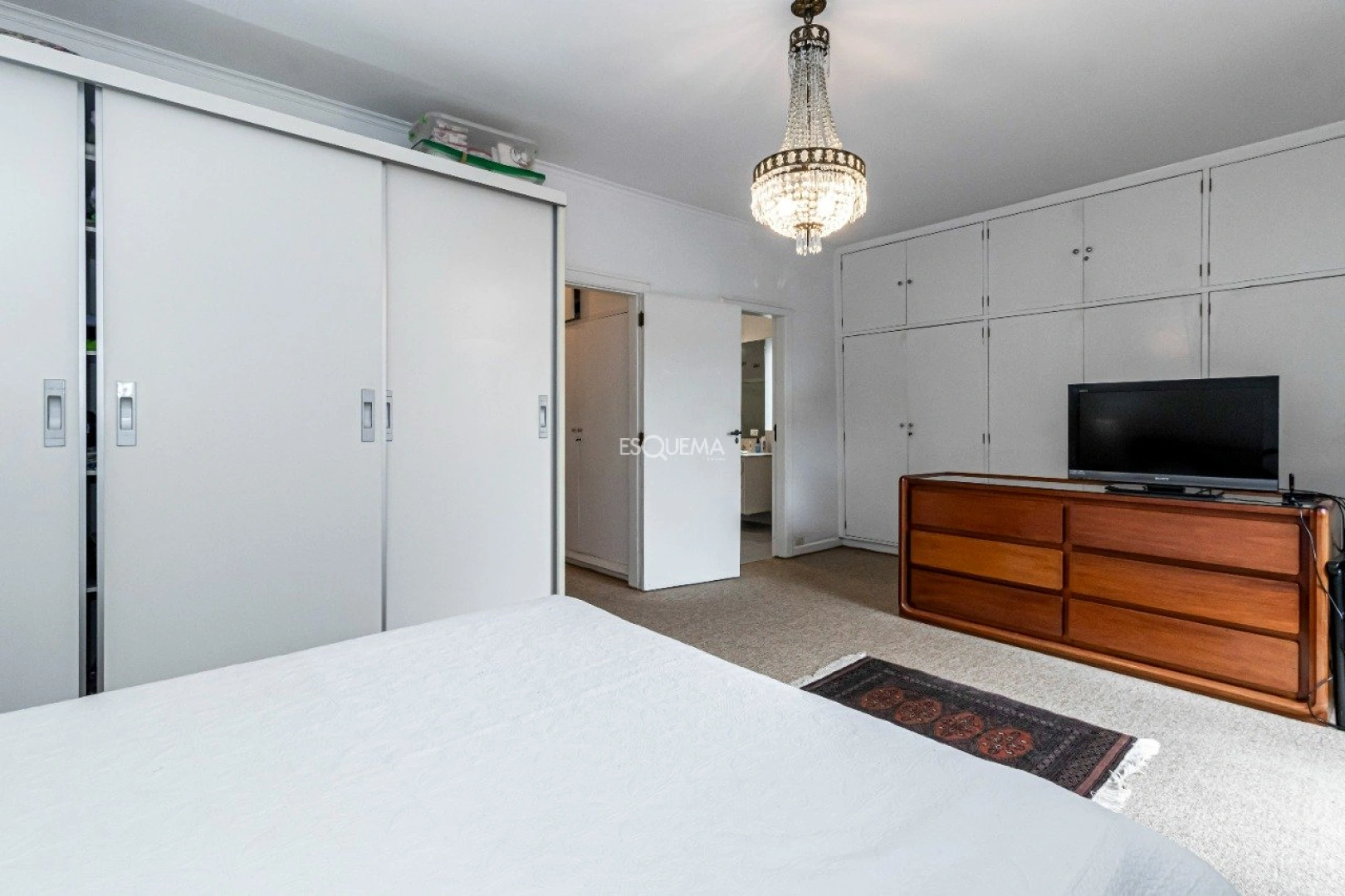 Casa na melhor localização do bairro - Imagem 10