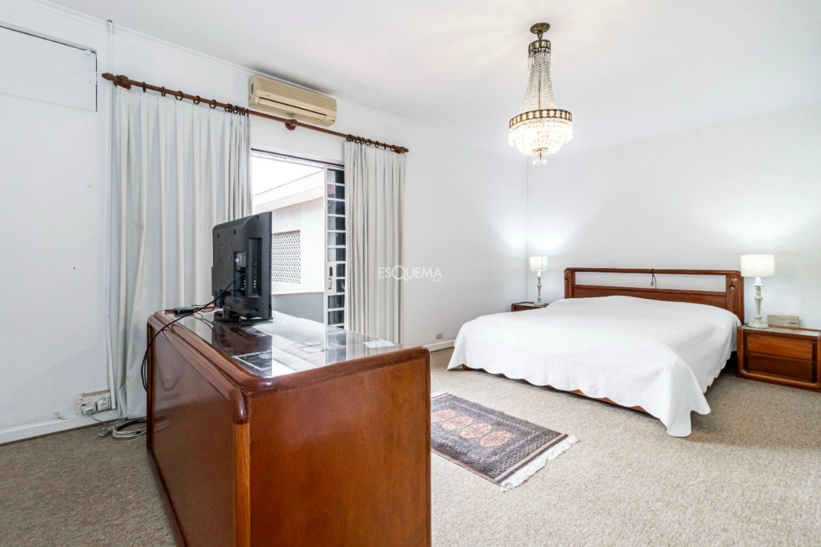 Casa na melhor localização do bairro - Imagem 12