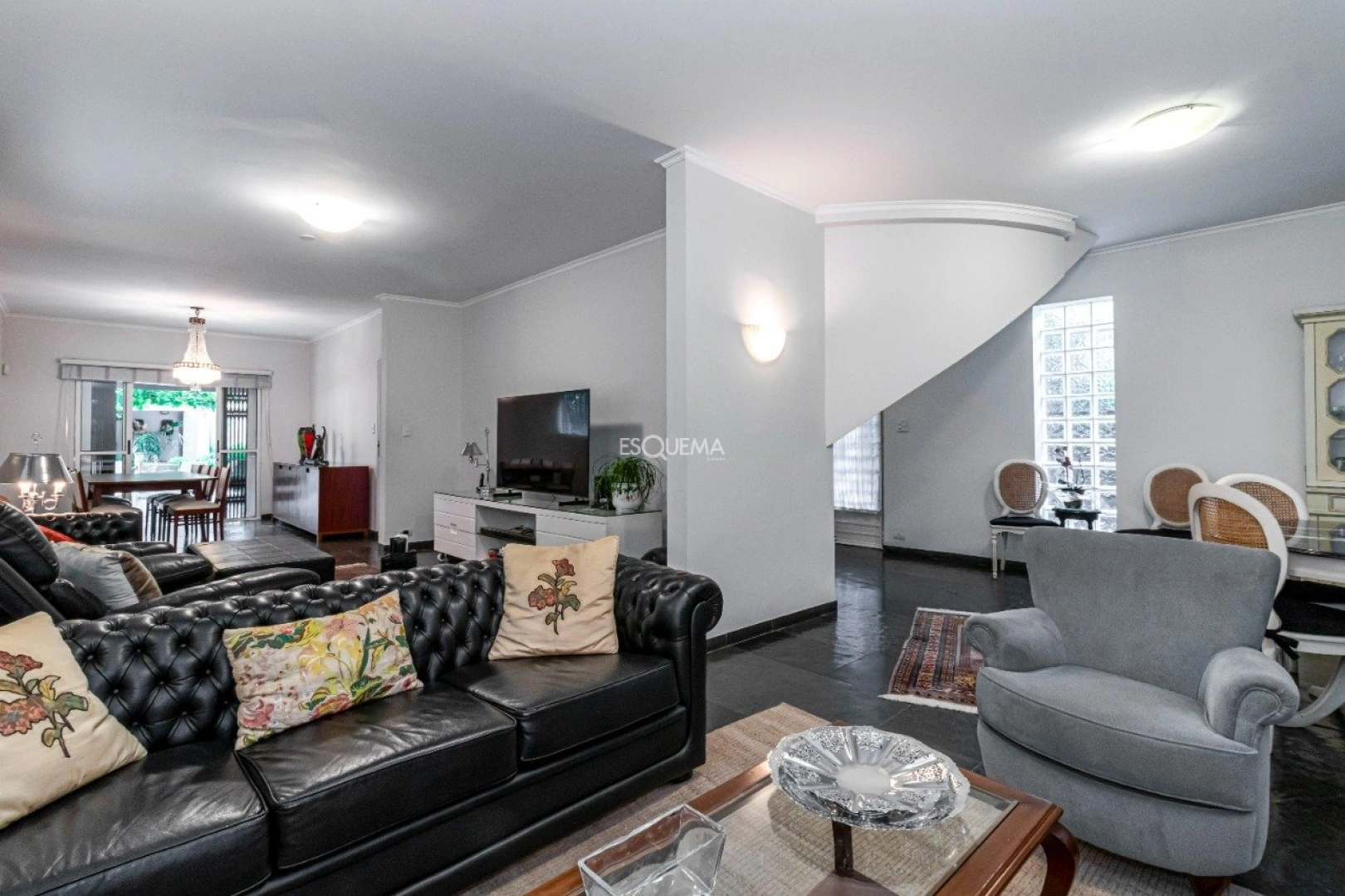 Casa na melhor localização do bairro - Imagem 4