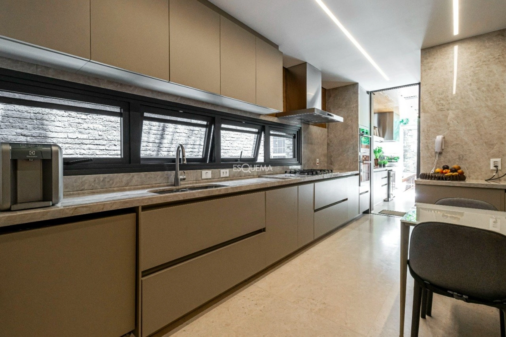 Casa em condomínio próximo ao Shopping Iguatemi - Imagem 14