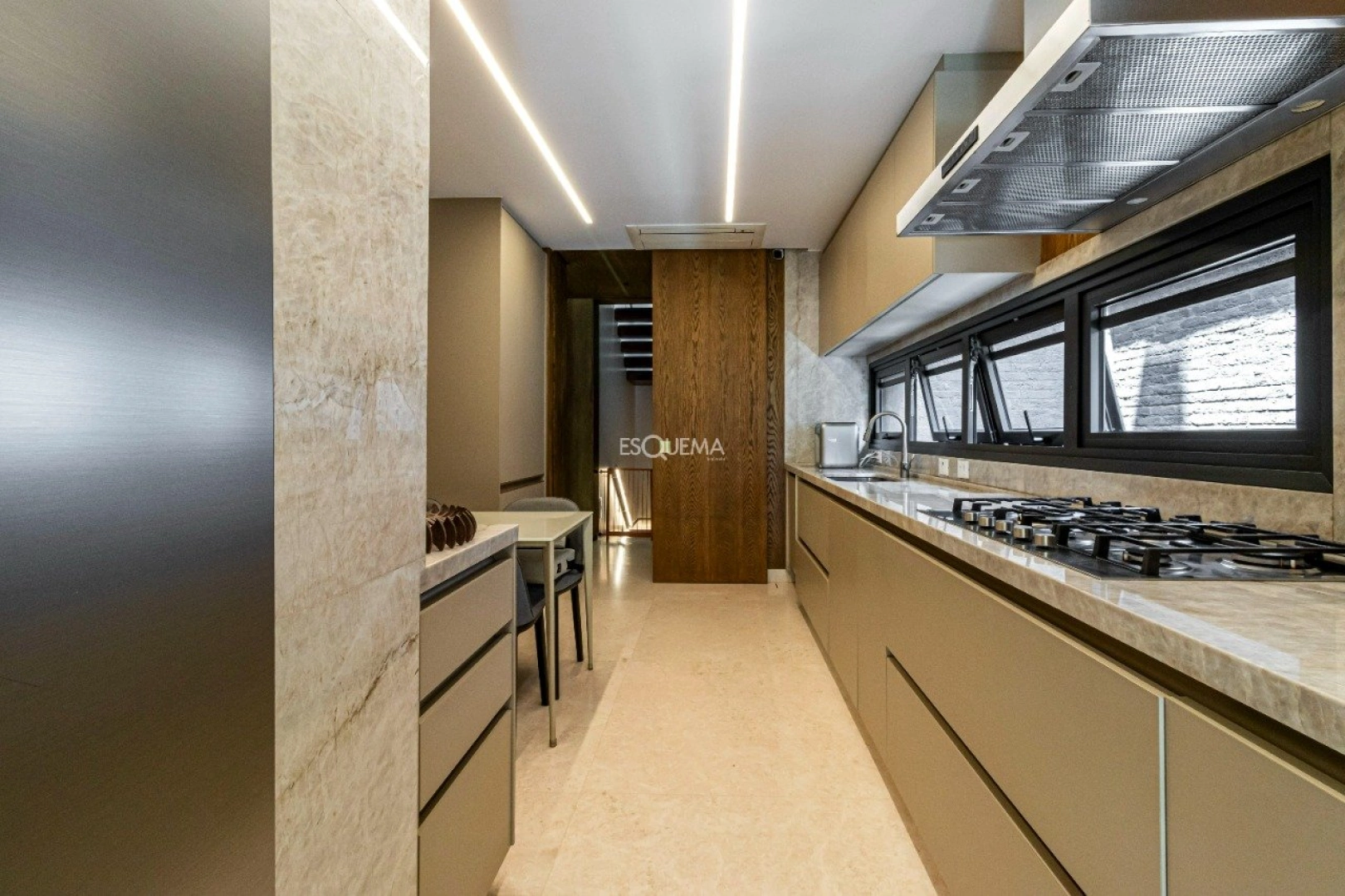 Casa em condomínio próximo ao Shopping Iguatemi - Imagem 15