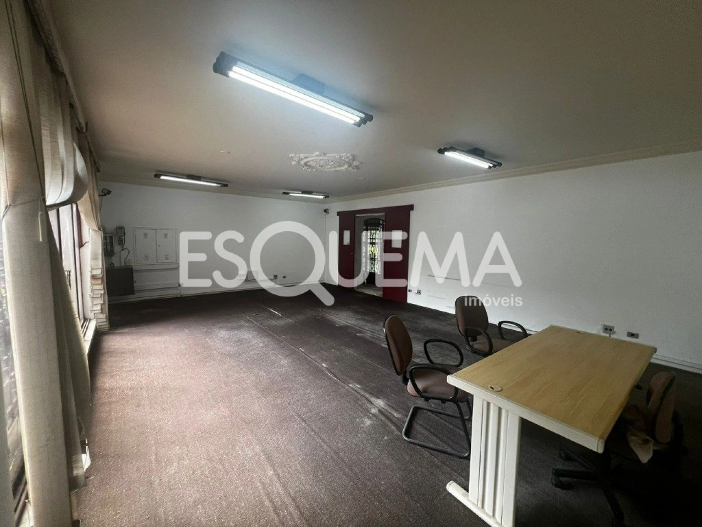 Casa comercial no Jardim América - Imagem 8