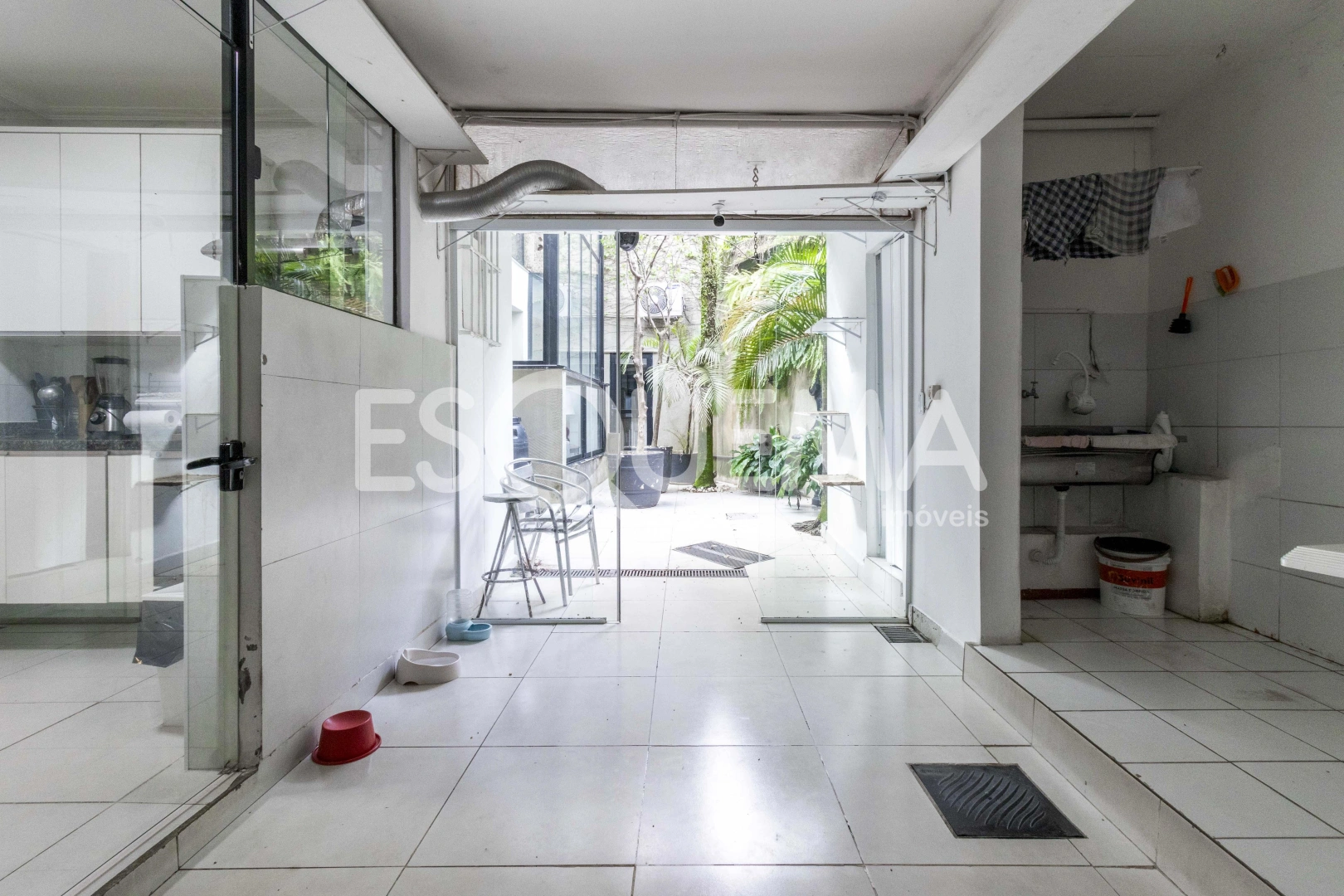 Casa em excelente localização - Imagem 11