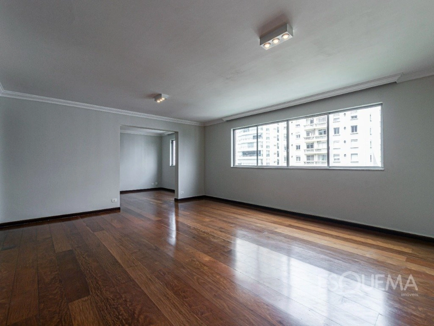 Apartamento reformado próximo ao Parque do Povo - Imagem 1
