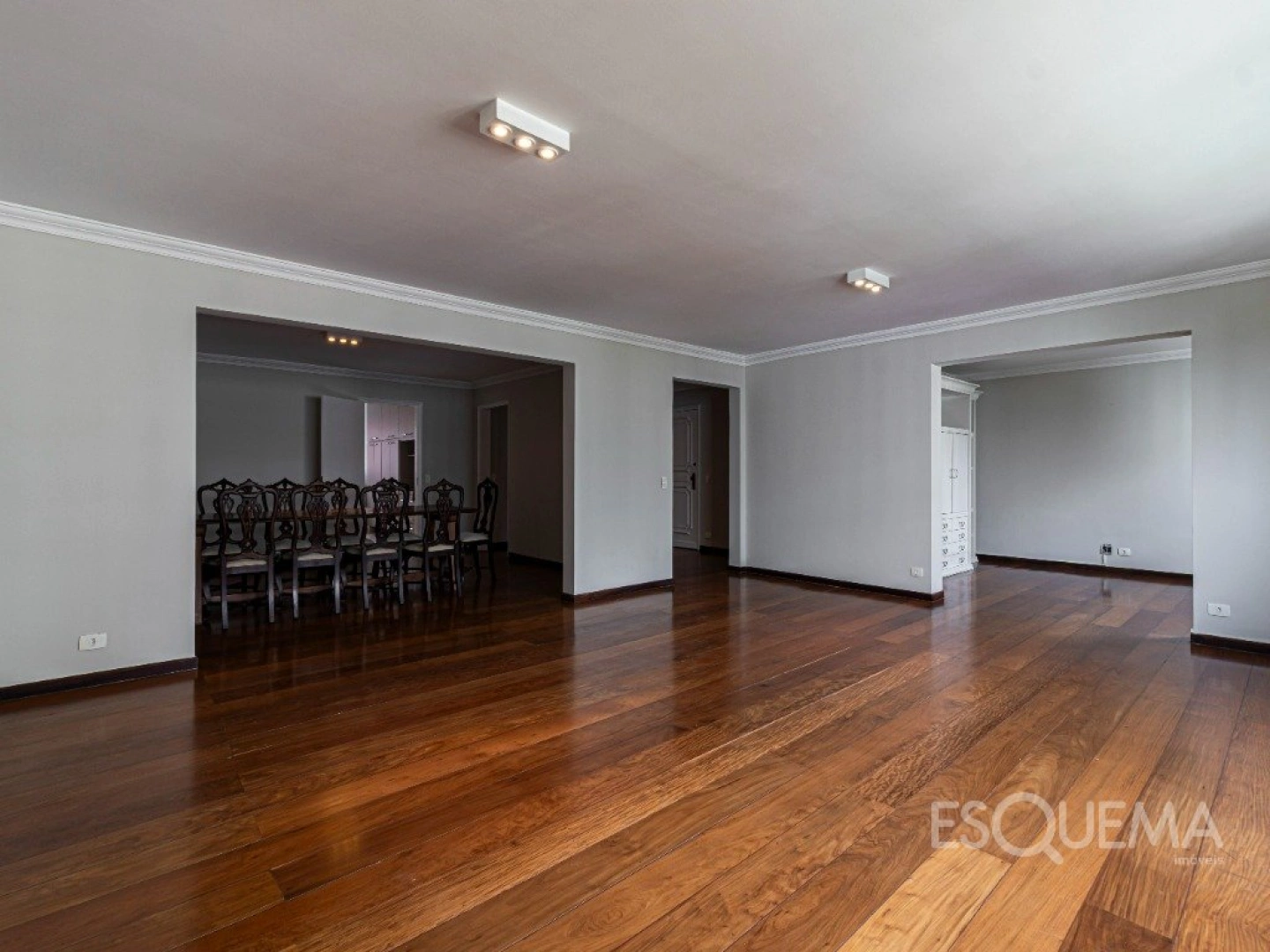 Apartamento reformado próximo ao Parque do Povo - Imagem 2