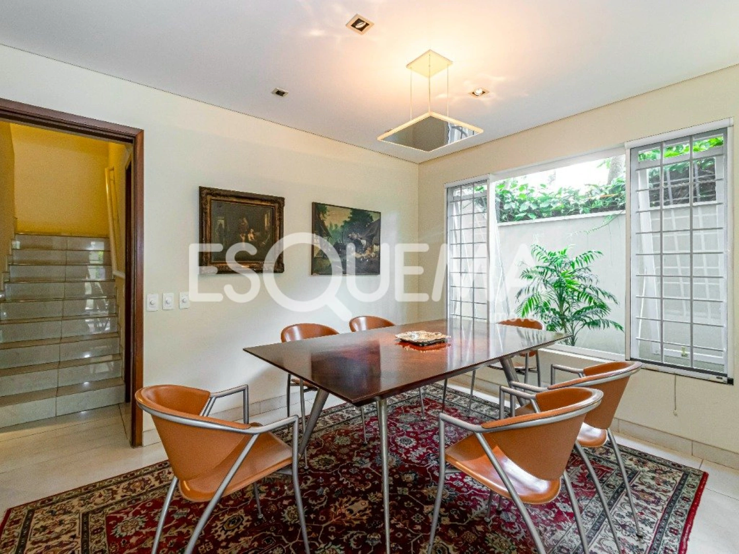 Casa elegante em rua charmosa do Cidade Jardim - Imagem 11