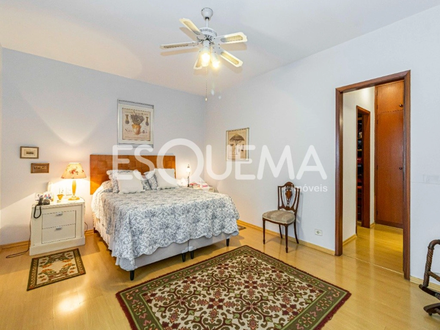 Casa elegante em rua charmosa do Cidade Jardim - Imagem 15