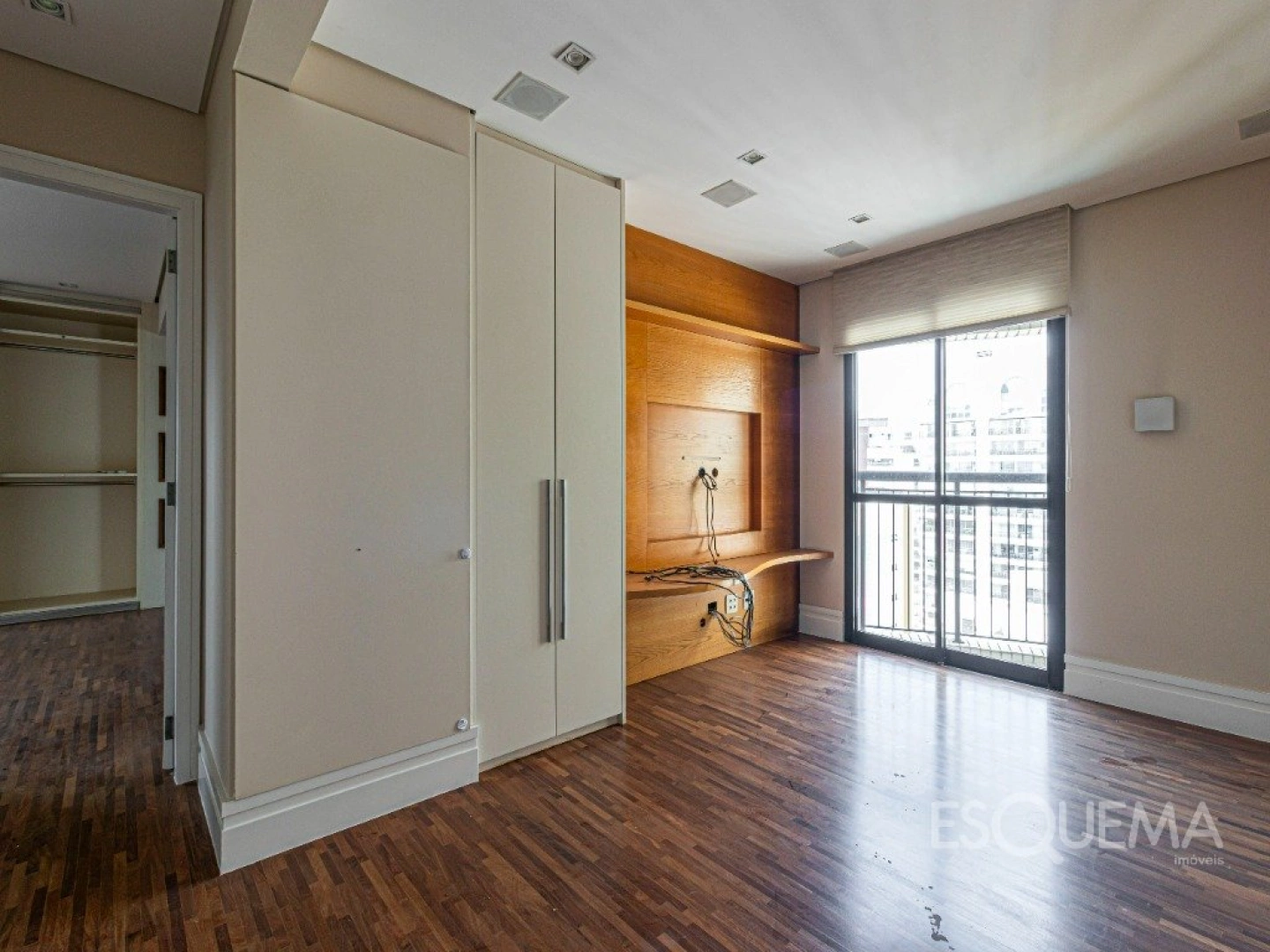 Apartamento em andar alto com vista panorâmica - Imagem 11