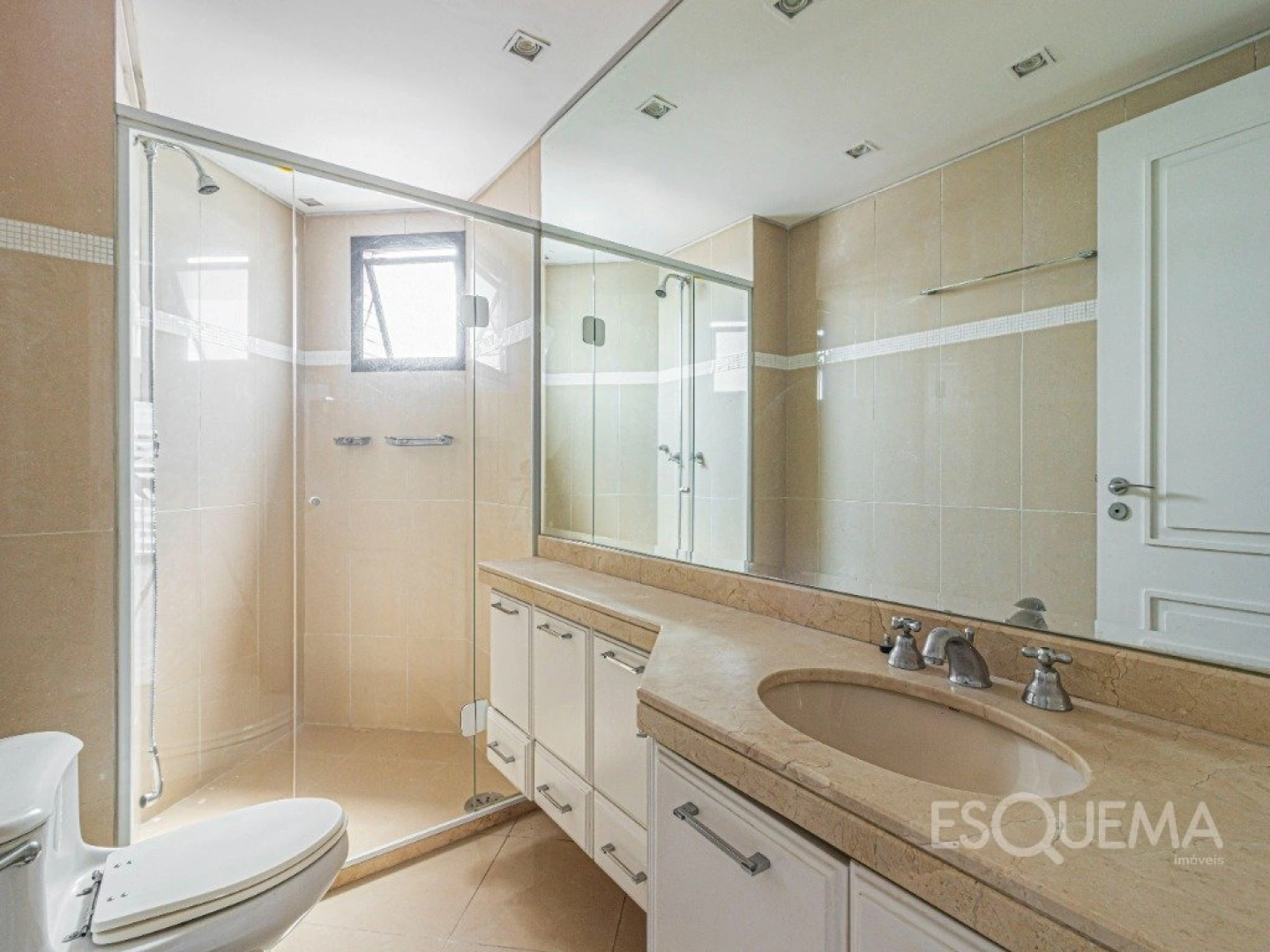 Apartamento em andar alto com vista panorâmica - Imagem 14