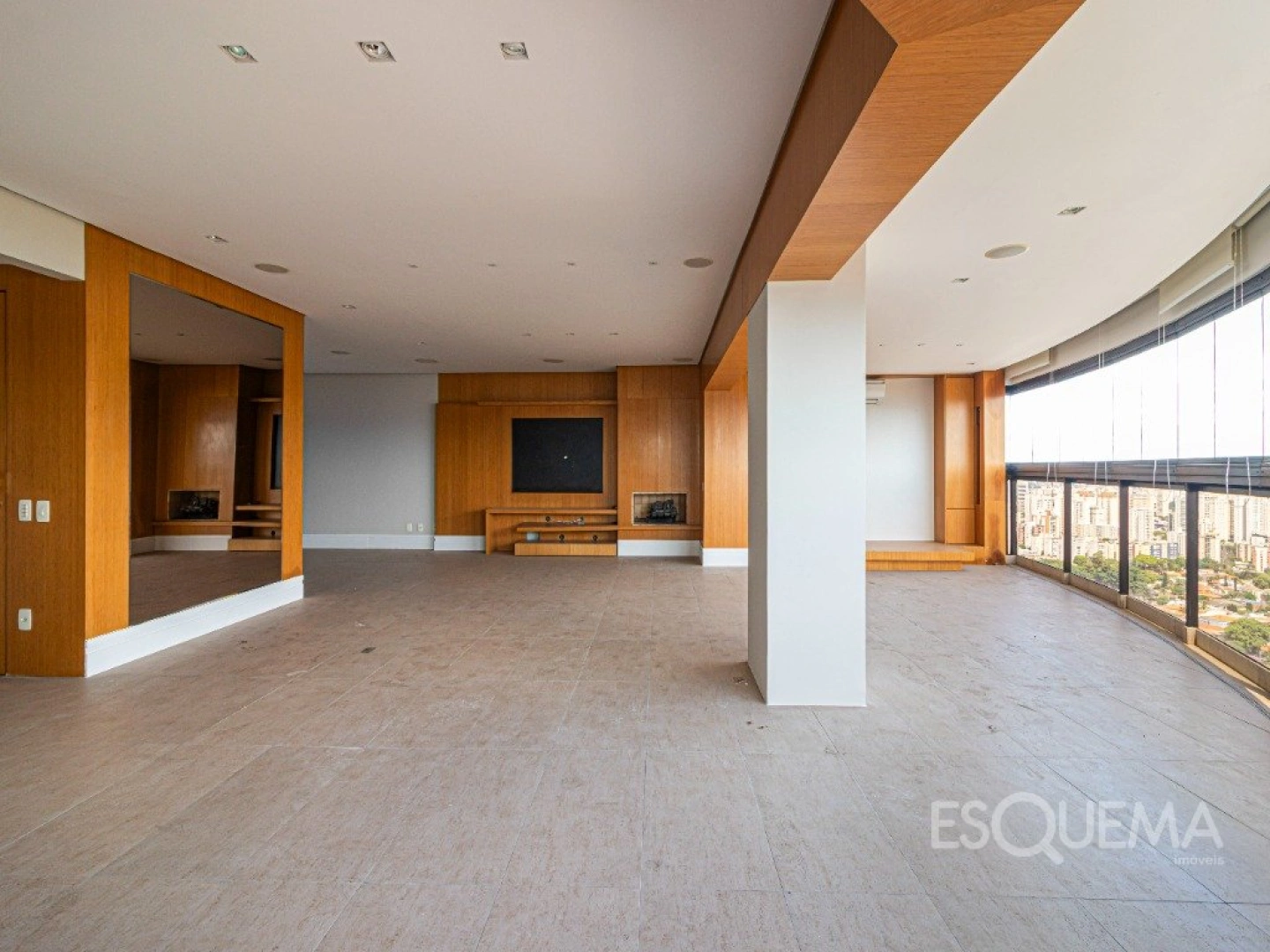 Apartamento em andar alto com vista panorâmica - Imagem 1