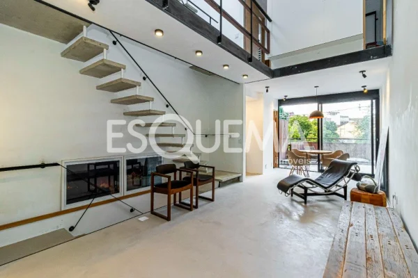 Casa recém-reformada e moderna na Vila Madalena