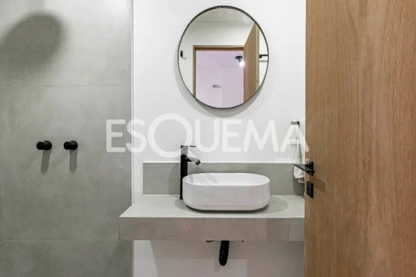 Casa recém-reformada e moderna na Vila Madalena