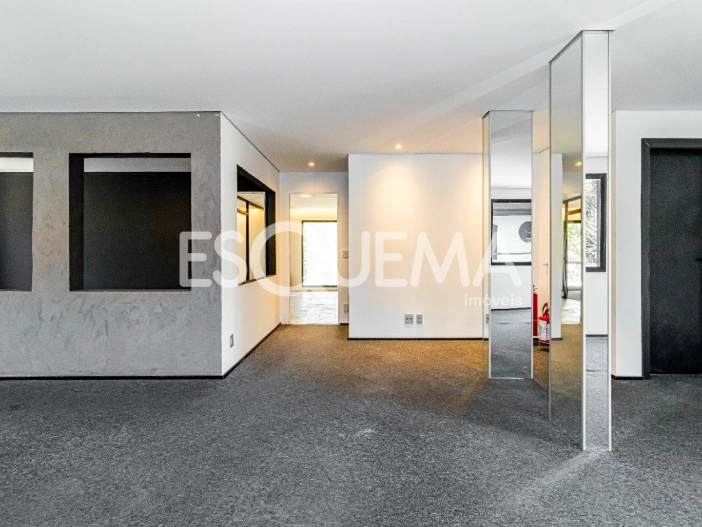 Ampla casa comercial com projeto moderno no Alto de Pinheiros - Imagem 12