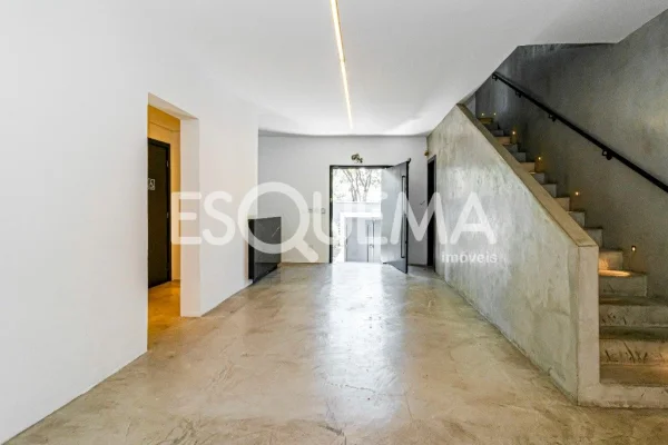 Ampla casa comercial com projeto moderno no Alto de Pinheiros