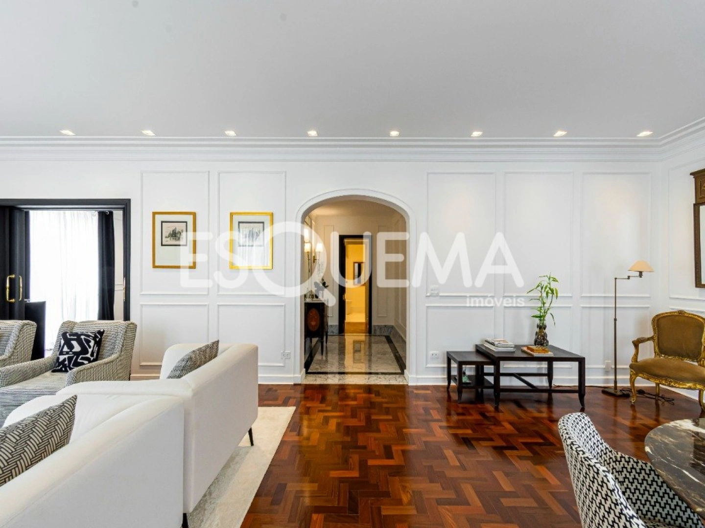 Apartamento reformado em edifício neoclássico no Jardim América - Imagem 11