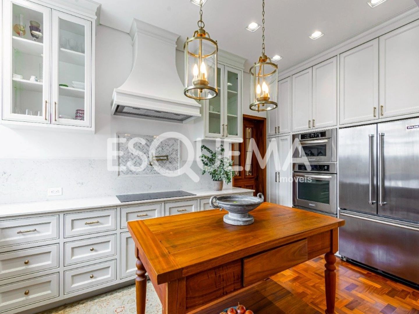 Apartamento reformado em edifício neoclássico no Jardim América - Imagem 15