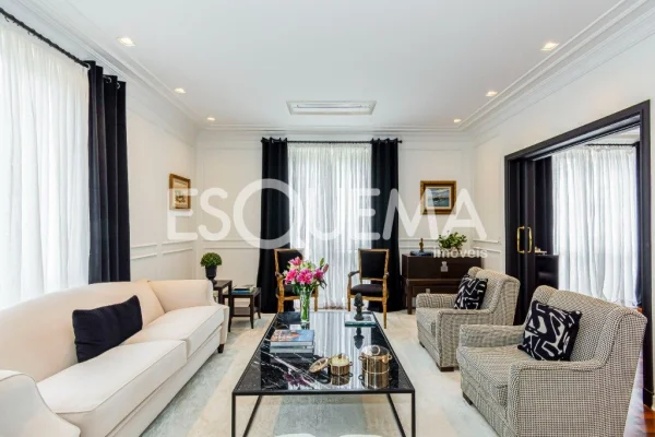 Apartamento reformado em edifício neoclássico no Jardim América