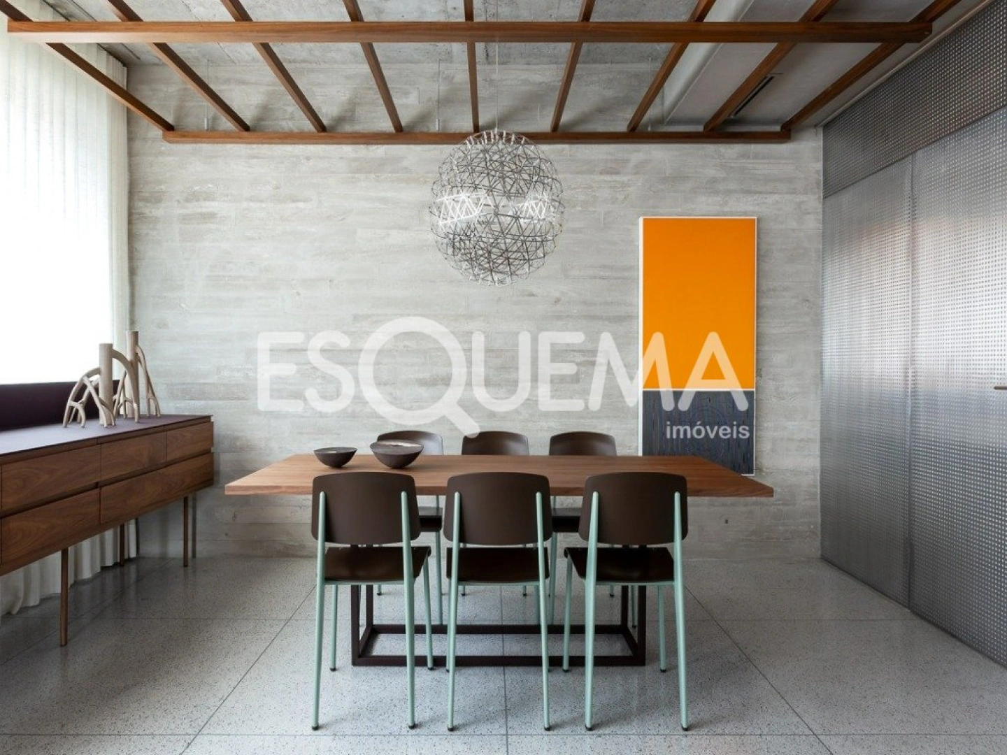 Apartamento decorado por Pascali Semerdijian em edifício com arquitetura de Marcio Kogan - Imagem 2