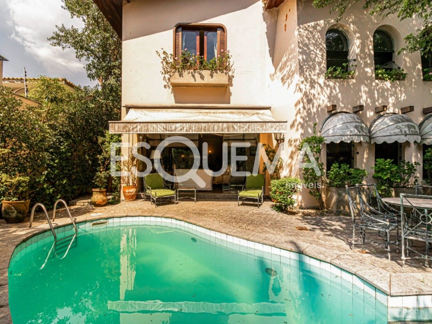 Casa com grande potencial para reforma em rua nobre do Jardim Guedala - Imagem 3