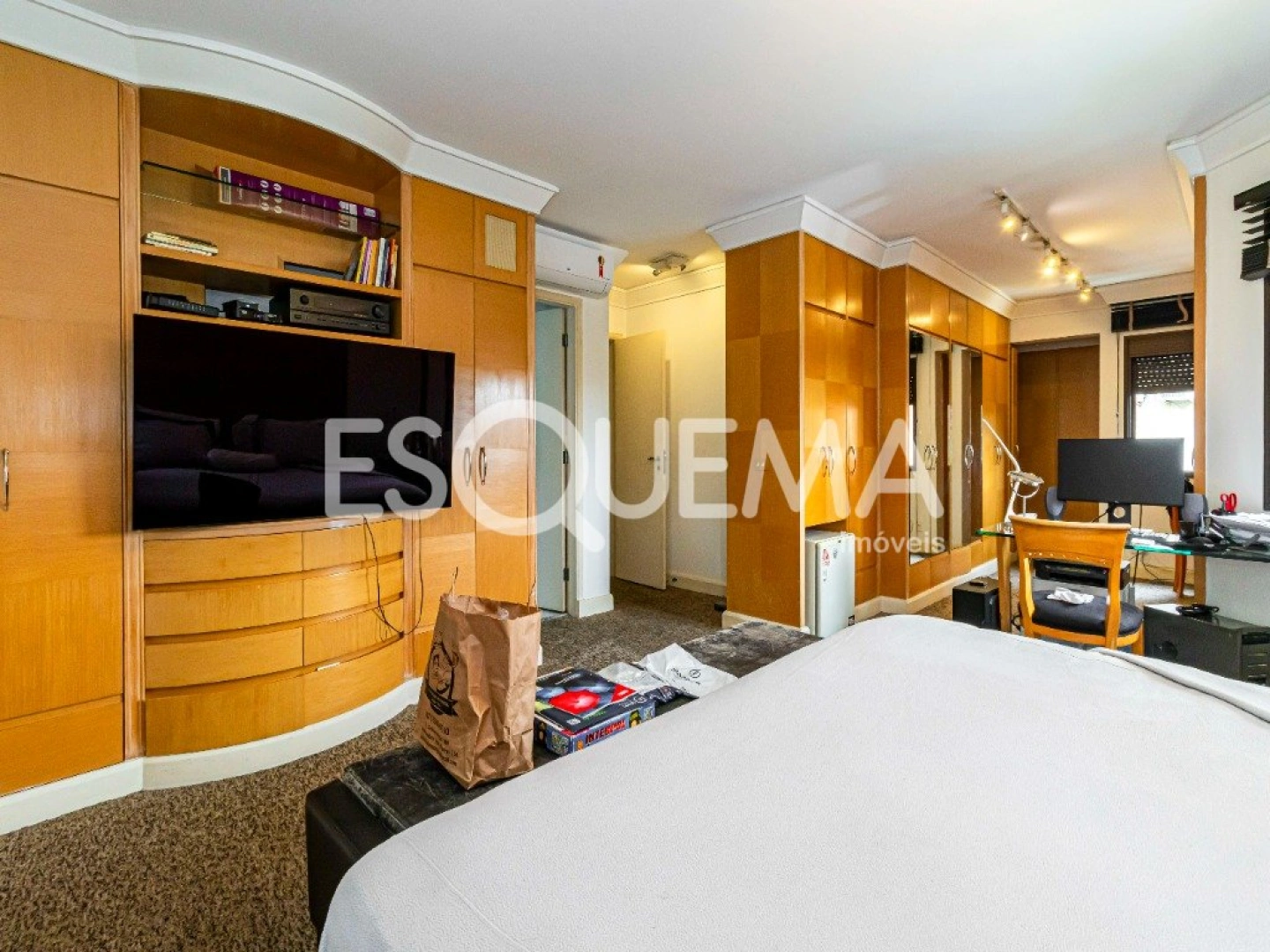 Apartamento amplo e iluminado na Vila Madalena - Imagem 15