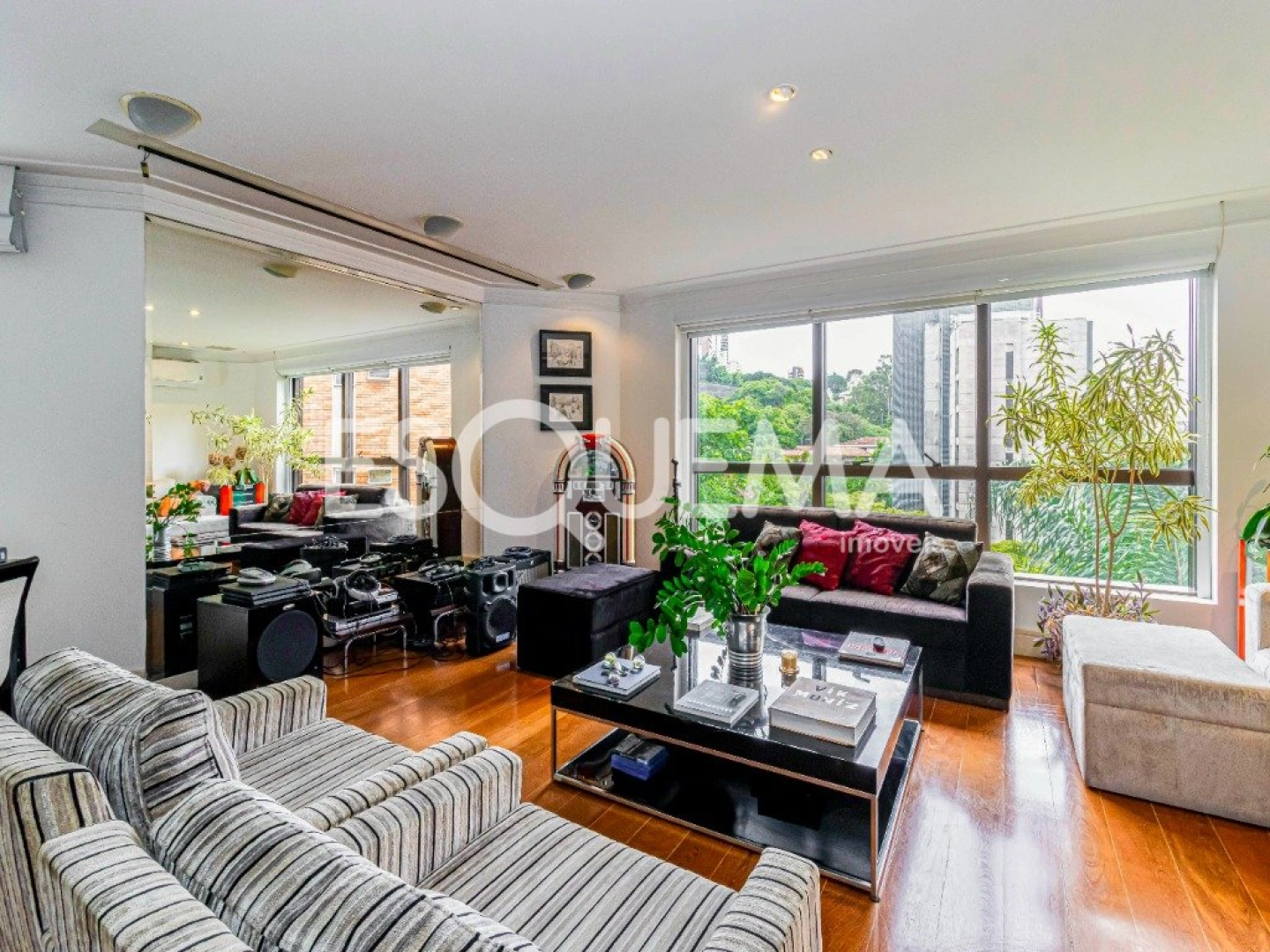 Apartamento amplo e iluminado na Vila Madalena - Imagem 1