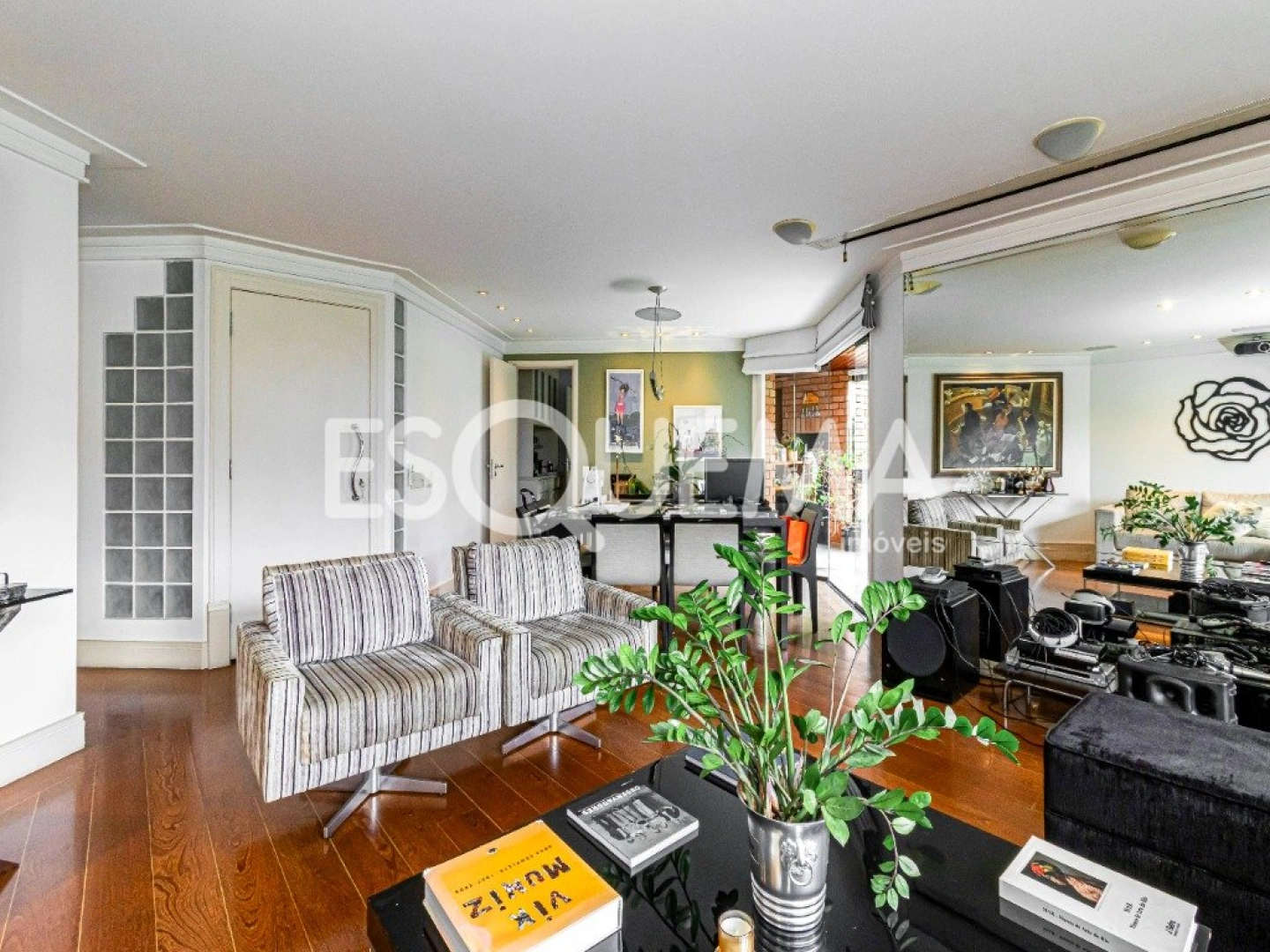 Apartamento amplo e iluminado na Vila Madalena - Imagem 2
