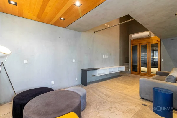 Apartamento duplex mobiliado em rua fechada com segurança
