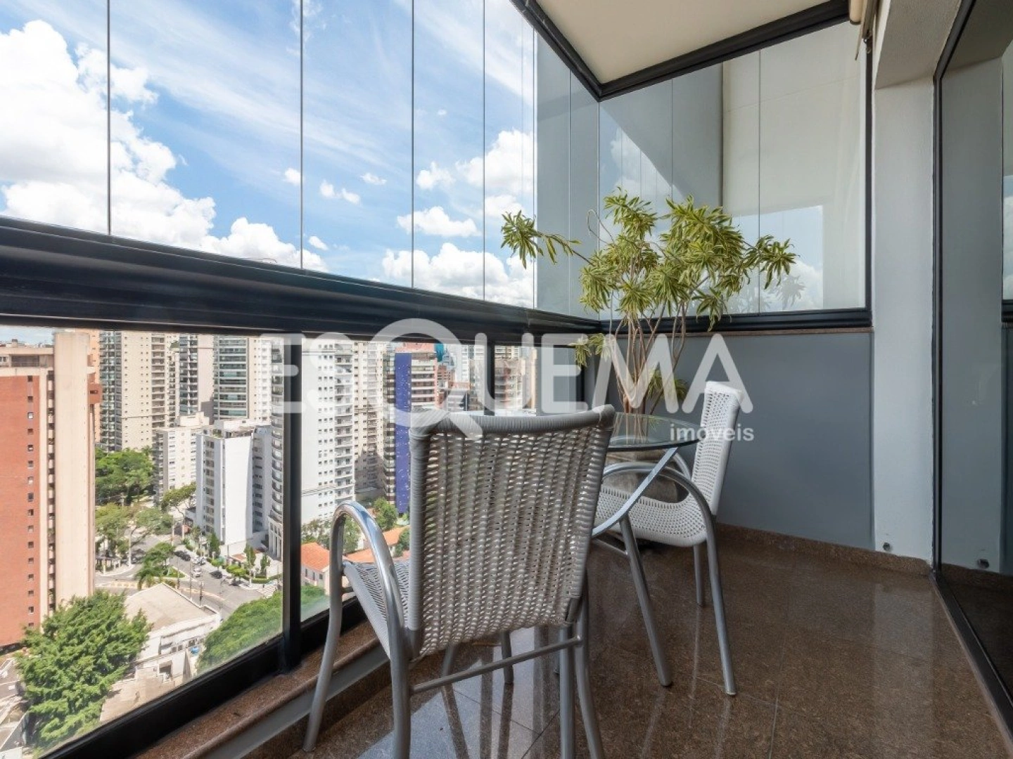 Cobertura com vista panorâmica - Imagem 9