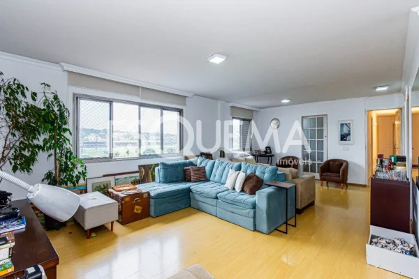 Apartamento próximo aos clubes Pinheiros e Hebraica