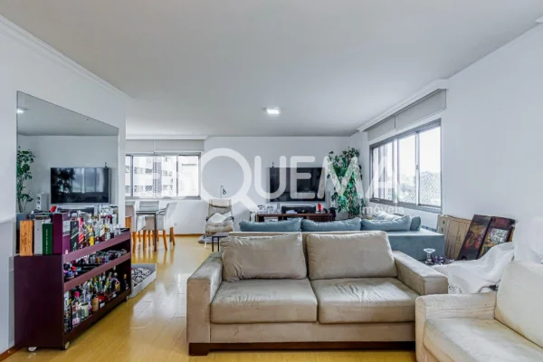 Apartamento próximo aos clubes Pinheiros e Hebraica