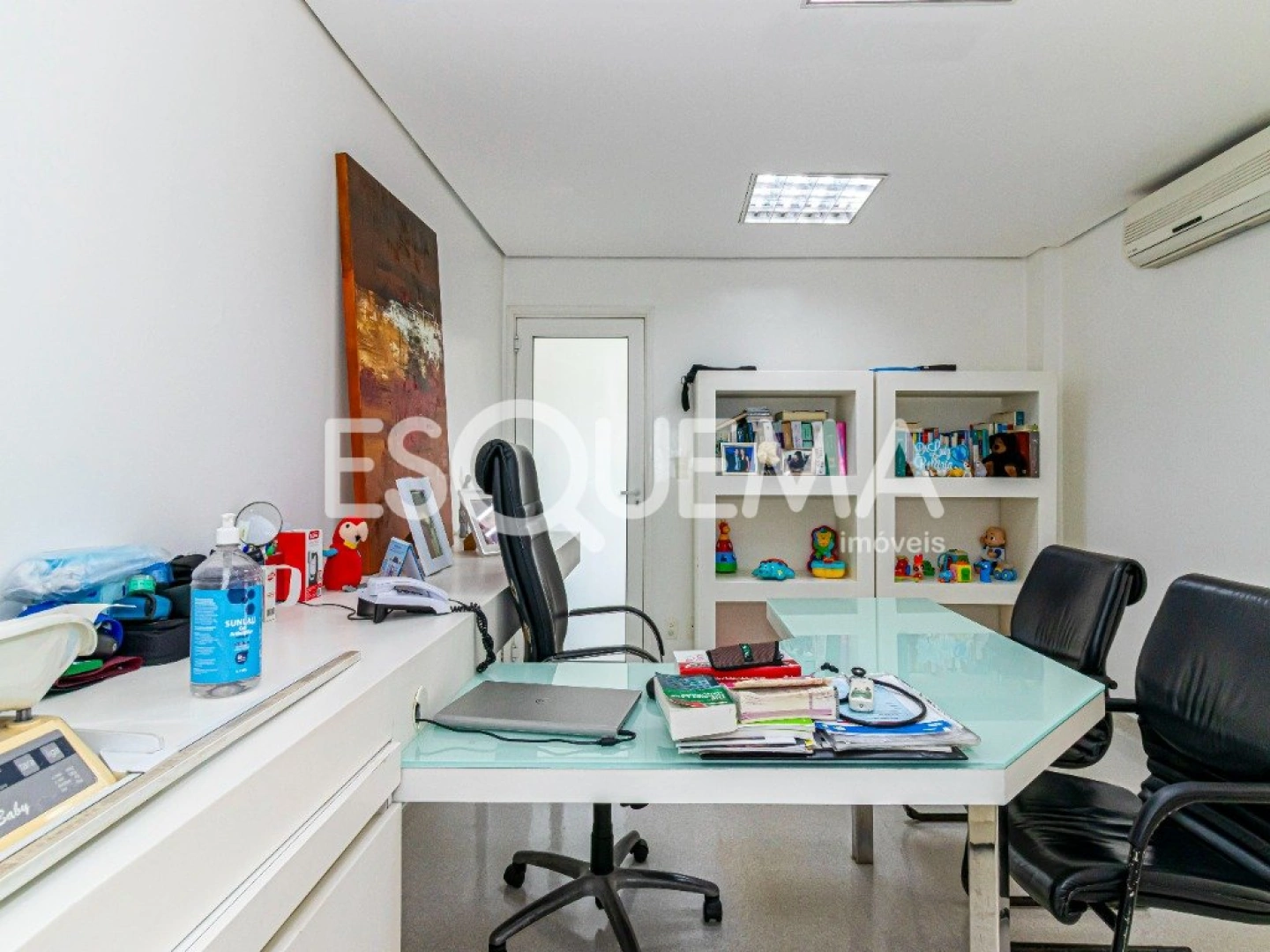 Casa Comercial reformada no Jardim Paulitsa - Imagem 6