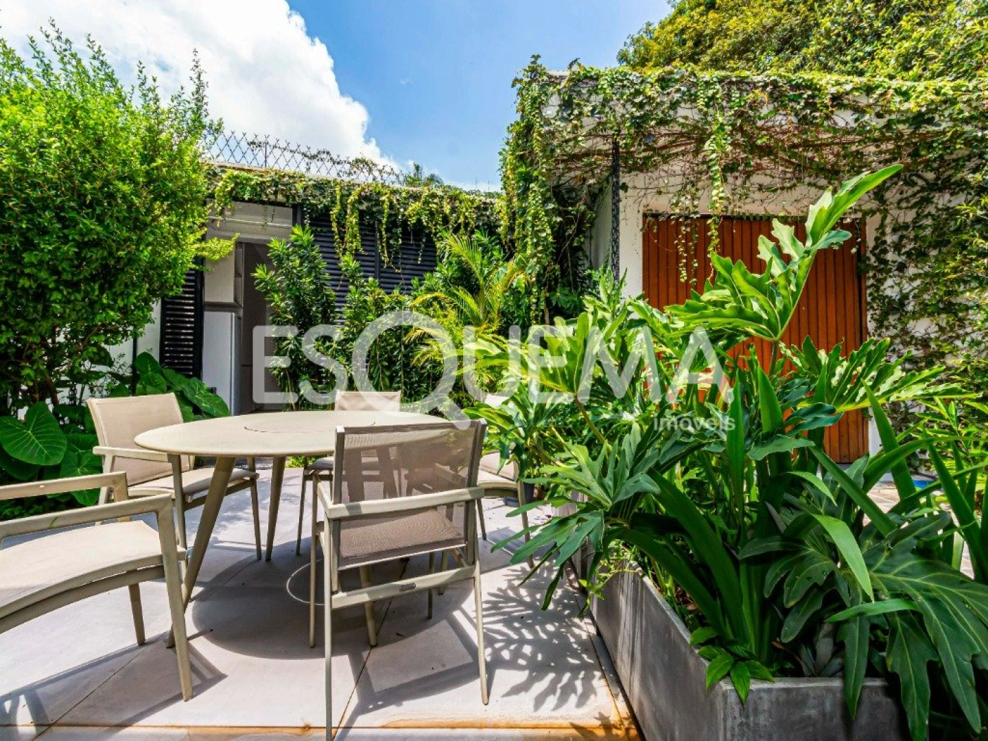 Casa térrea e charmosa - Imagem 2