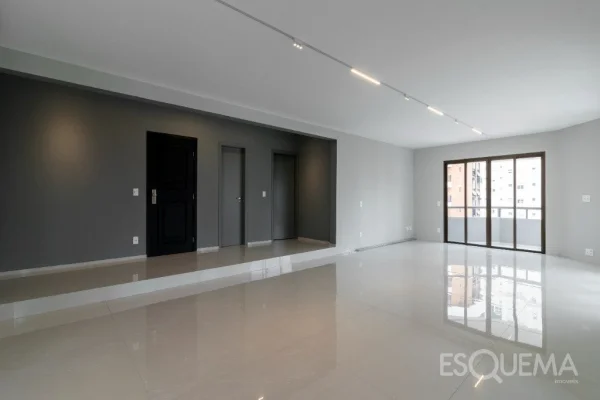 Apartamento recém-reformado na Vila Nova Conceição