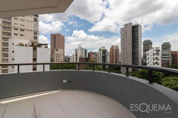 Apartamento recém-reformado na Vila Nova Conceição