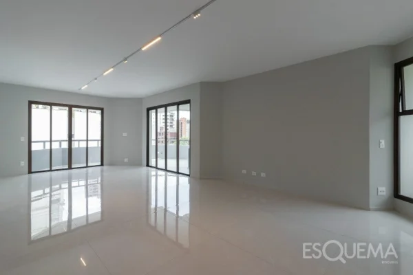 Apartamento recém-reformado na Vila Nova Conceição