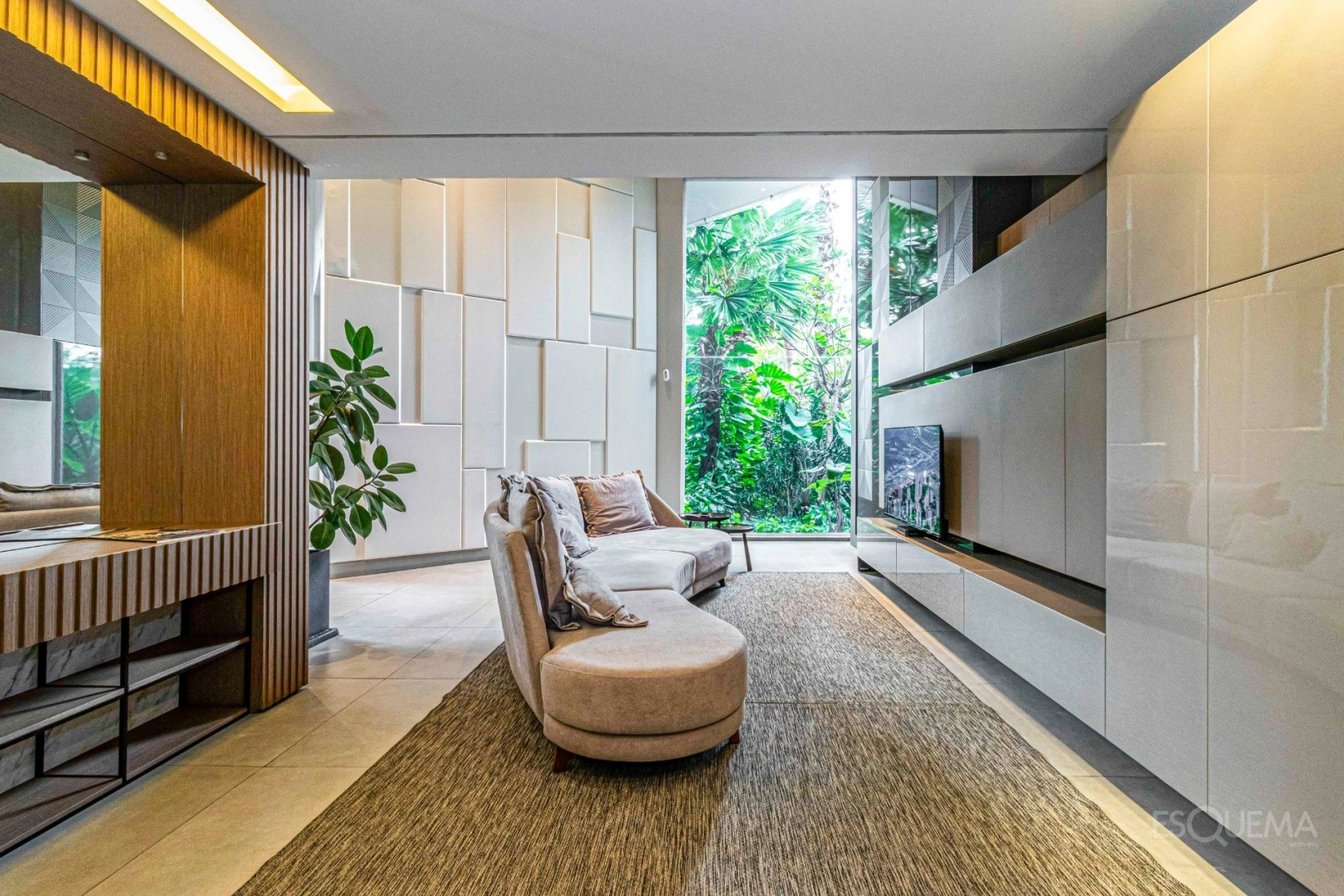 Casa comercial em um dos melhores pontos do eixo de decoração da cidade - Imagem 3