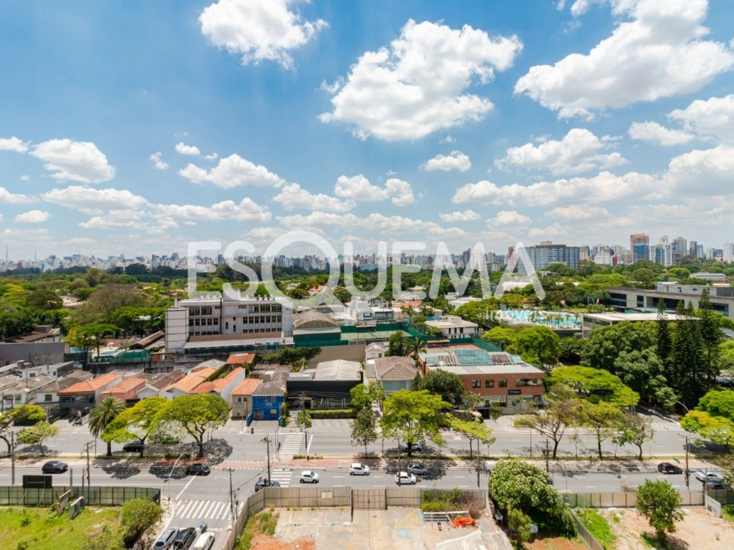 Apartamento duplex ao lado do Clube Monte Líbano - Imagem 2