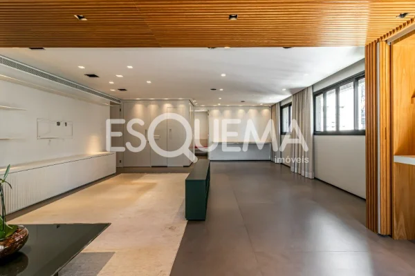 Apartamento reformado no Itaim Bibi