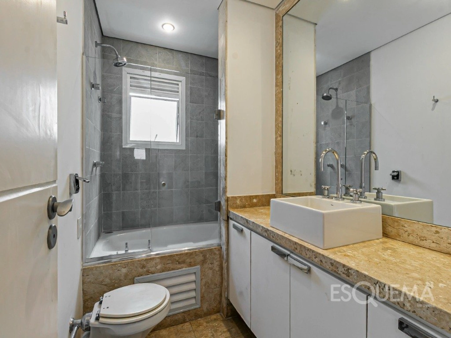Cobertura reformada com piscina e vista para a cidade - Imagem 14