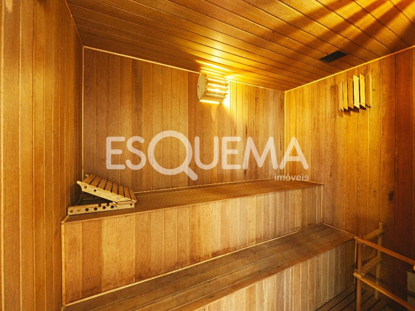 Casa com projeto assinado por Bi Crisóstomo - Imagem 15