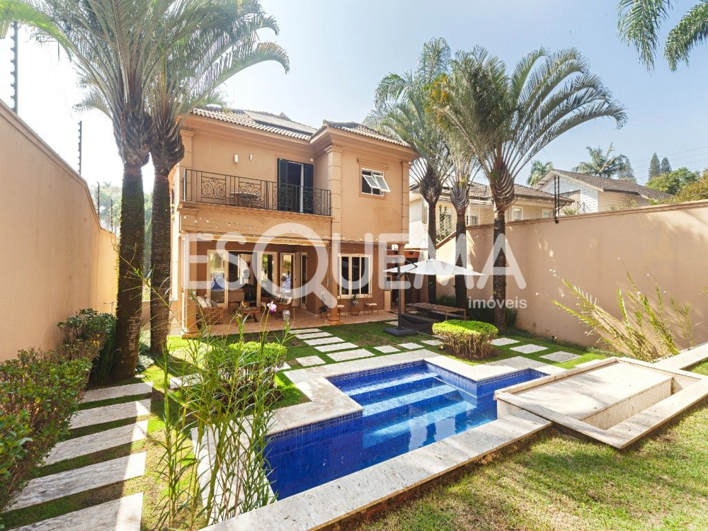 Casa com projeto assinado por Bi Crisóstomo - Imagem 1